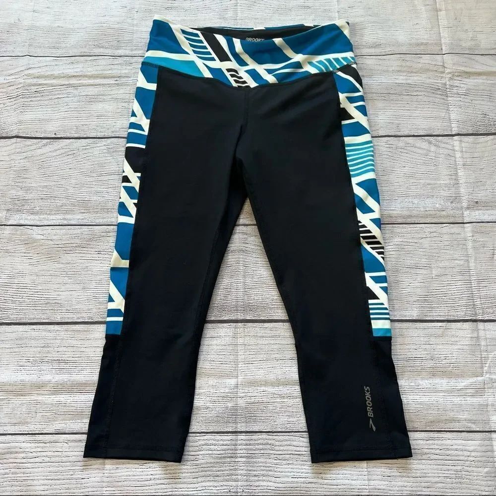 Brooks’ Greenlight Capris Athletic size medium